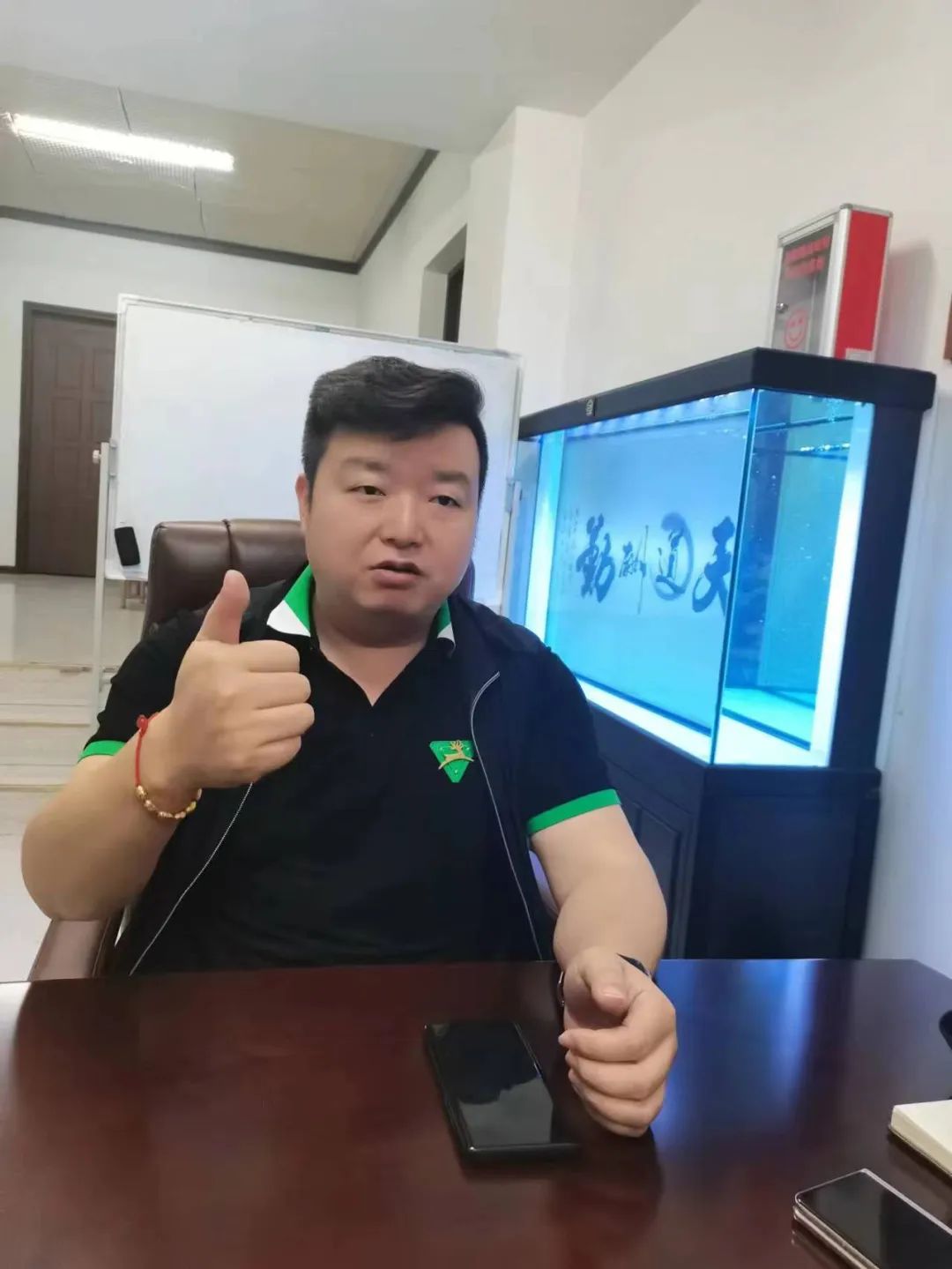4c2e02e9fcc39b4f45ce8e333e6f7289.jpg 二.jpg